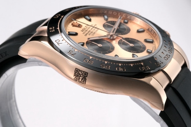 top-tier replicaRolex men's brown plate rubber strap popular model Cosmograph Daytona mechanical watch side view