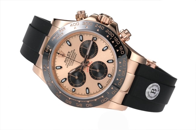 top-tier replicaRolex men's brown plate rubber strap popular model Cosmograph Daytona mechanical watch front view