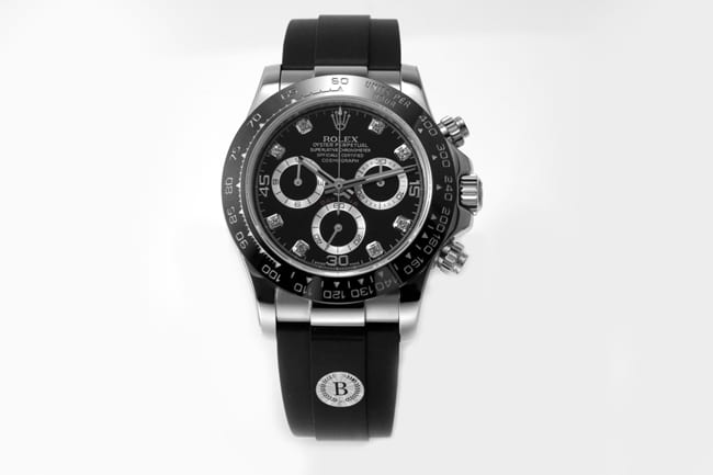 top-tier replicaRolex men's black dialrubber strap universe Daytona automatic movement watch front view