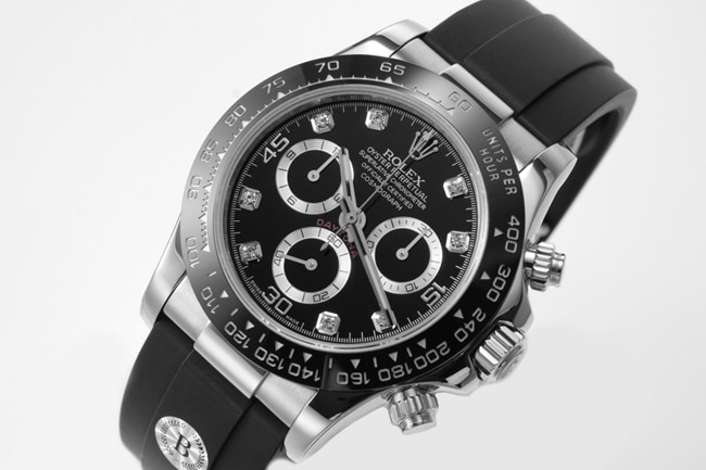 top-tier replicaRolex men's black dialrubber strap universe Daytona automatic movement watch front view