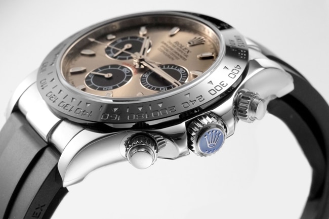 Top Rolex men's watch, brown dial, rubber strap, hottest Cosmograph Daytona model, mechanical watch, side view