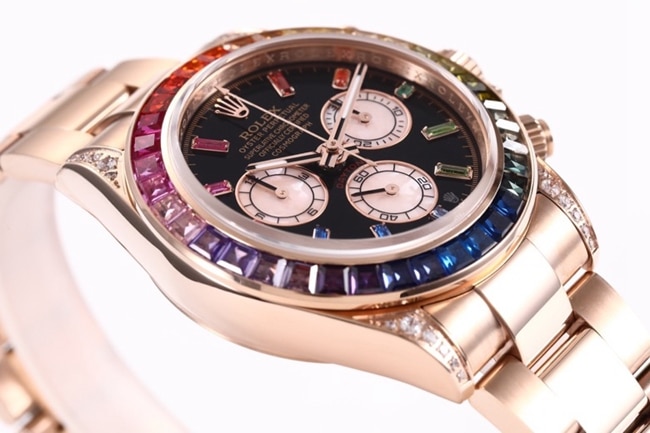 top-tier replicaRolex men's black dialrose gold with new Daytona rainbow automatic movement watch side view