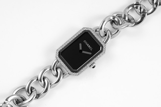 top-tier replicaChanel women's black dialsteel braceletPremiere series quartz watch front view