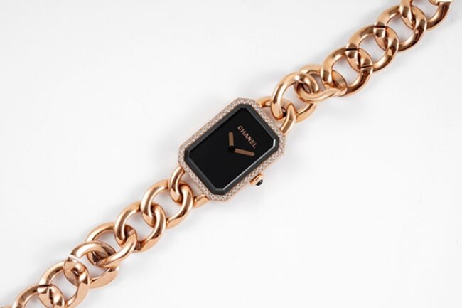 top-tier replicaChanel women's black dialrose gold with Premiere series steel braceletquartz watch front view