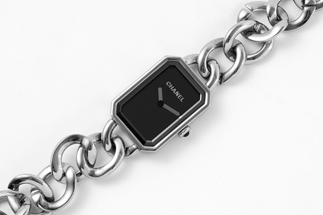 top-tier replicaChanel women's black dialsteel braceletPremiere watch series quartz watch front view