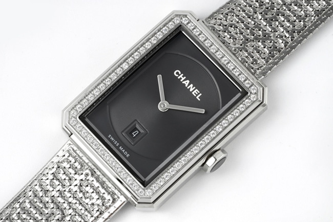 top-tier replicaChanel women's black dialsteel braceletBOY·FRIEND series hand front view