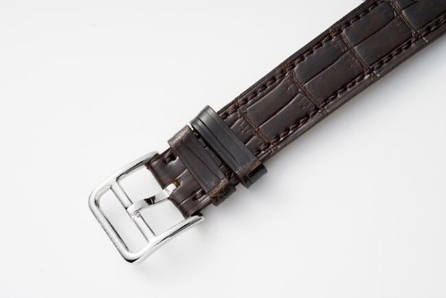 top-tier Hermès women's white dial black belt quartzleather strap watch clasp picture