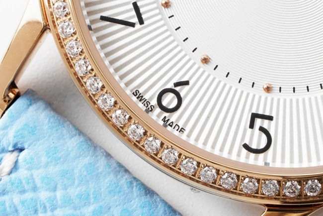 top-tier Hermes Slim d’Hermes women’s white dial blue belt quartzleather strap watch detail shots