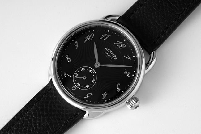 top-tier Hermès women's black dial black belt classic watch series quartz watch front view