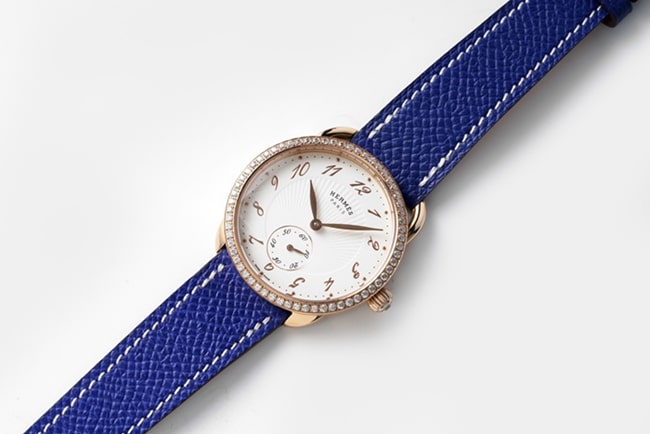top-tier Hermès women's white dial blue belt women's classic watch series leather strap watch front view