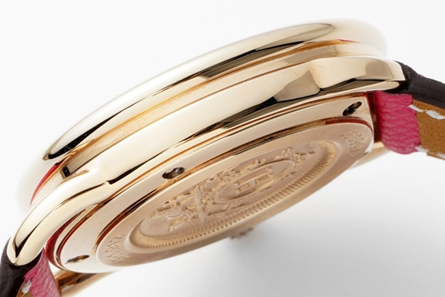 top-tier Hermès women's white dial red strap classic series quartzleather strap watch side view