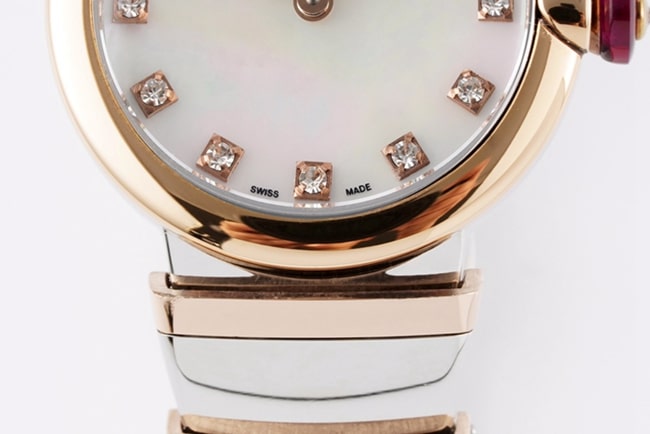 top-tier replicaBvlgari women's white dial18Krose gold with LVCEA series quartz watch detail shots