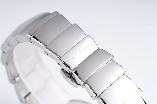 top-tier replicaBvlgari women's white dialsteel braceletLVCEA series quartz watch clasp picture