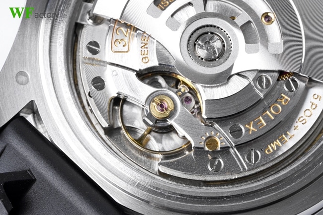 top-tier replicaRolex men's black dialrubber strap yacht-master series mechanical watch movement picture