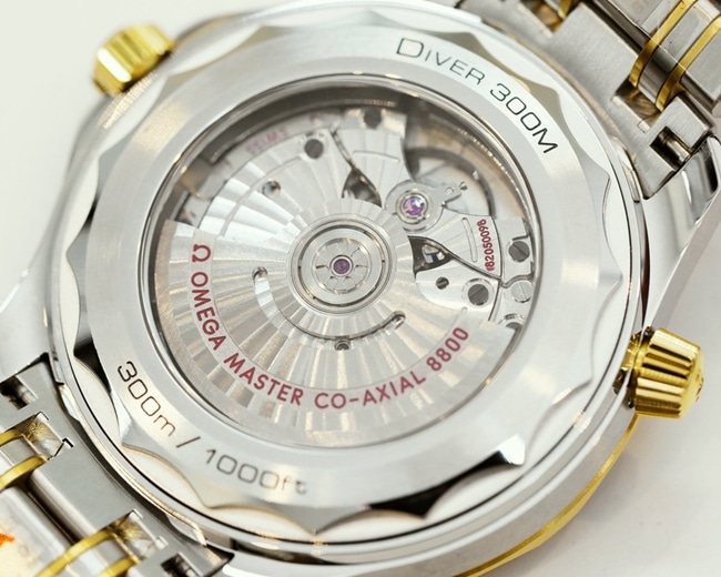 top-tier replicaOmega men's black dialsteel braceletSeamaster 300m series mechanical watch movement picture