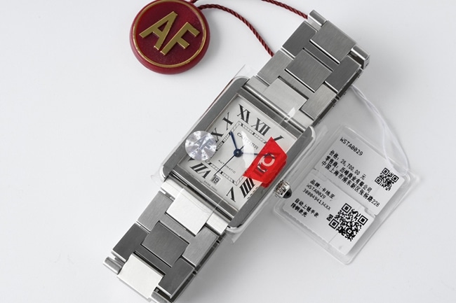 AF Factorytop-tier replicaCartier men's white dialsteel bracelet tank series W5200028 mechanical watch front view