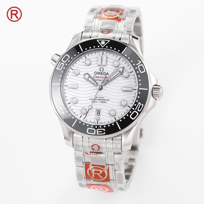 Omegatop-tier men's white dialsteel braceletSeamaster 300m series mechanical watch front view