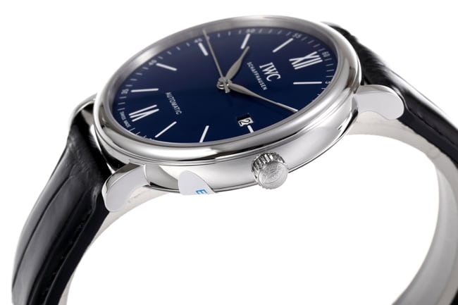 V7 factory top-tier replicaIWC high-quality watch men's blue dial black belt wave Fino series automatic movementleather strap watch side view