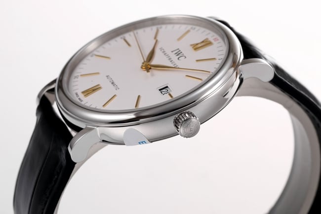 V7 factory IWC top-tier replicahigh-quality watch men's white dial black belt wave Fino series disc automatic movementleather strap watch side view