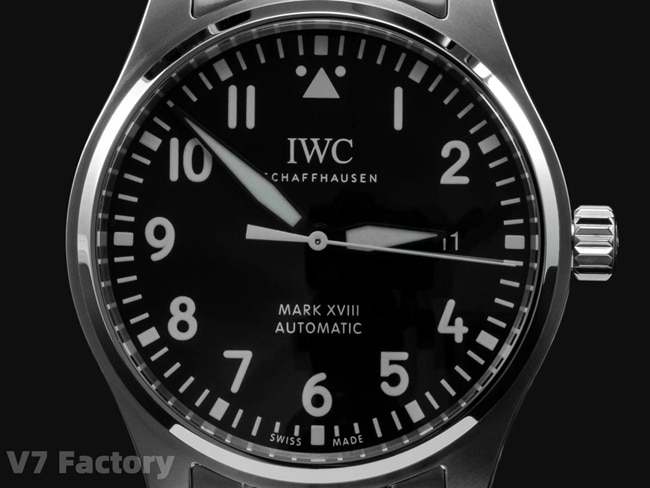 V7 factory IWC top-tier watch men's black dialsteel bracelet mechanical ultimate version mark eighteen series watch front view
