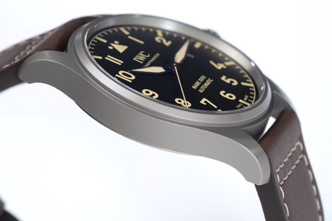 V7 Factory Top collectible watches For Men Black Plate Brown Strap Mark Series Mechanical Belt Watches Side View