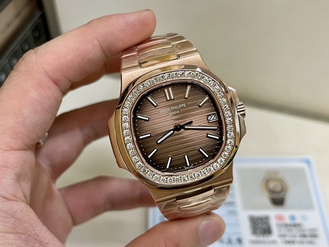 3K Factorytop-tier replicaPatek Philippe super a watch men's gold plate gold band 18Krose gold South African real diamond mechanical watch front view