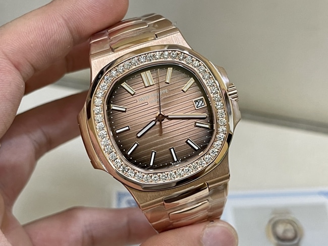 3K Factorytop-tier replicaPatek Philippe super a watch men's gold plate gold band 18Krose gold South African real diamond mechanical watch front view