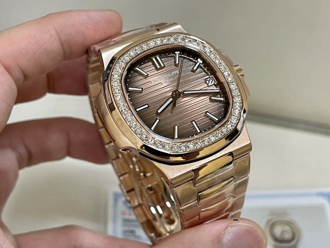 3K Factorytop-tier replicaPatek Philippe super a watch men's gold plate gold band 18Krose gold South African real diamond mechanical watch front view