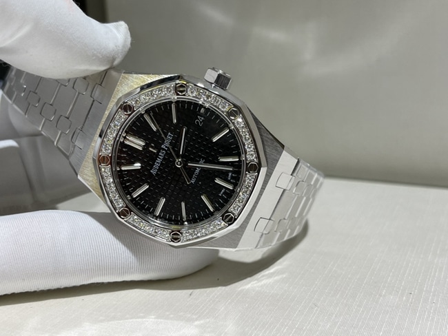 Top Audemars Piguet watches for men black plate steel mechanical watch front view