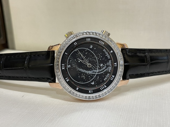 Patek Philippetop-tierhigh-quality watch men's black dial black belt South African T square diamond leather strap watch front view