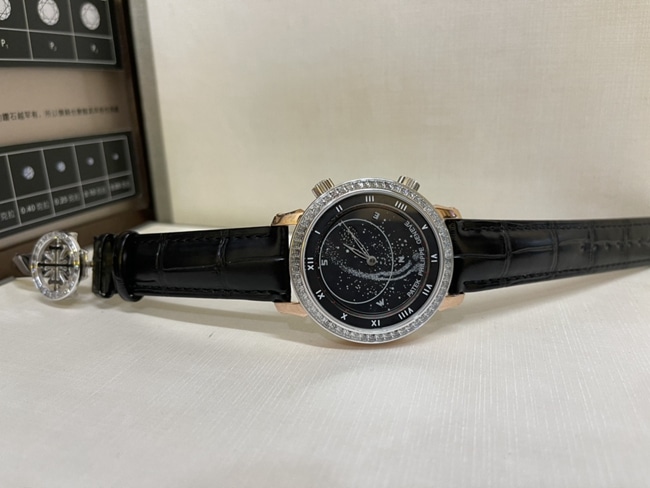Patek Philippetop-tierhigh-quality watch men's black dial black belt South African T square diamond leather strap watch front view