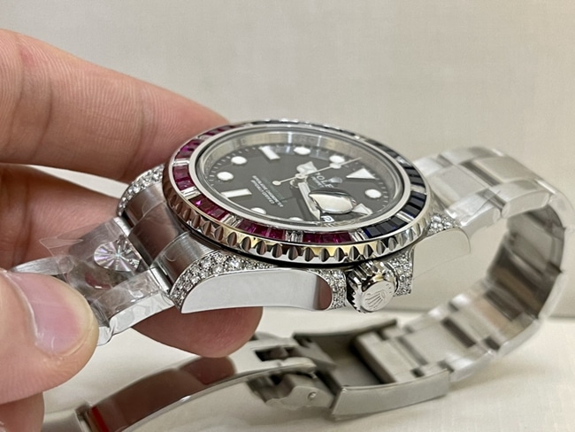 Rolextop-tier watch men's black dialsteel bracelet Rainbow Di mechanical watch side view