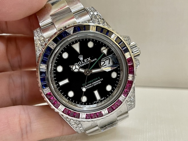Rolextop-tier watch men's black dialsteel bracelet Rainbow Di mechanical watch front view