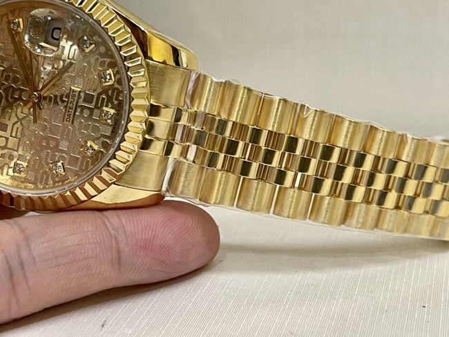 top-tier replicaRolexsuper watch men's gold plate gold belt Datejust series watch detail shots