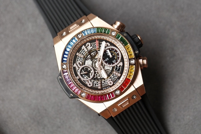 top-tier replicaHublothigh-quality watch men's white dialrubber strapBigBang Big Bang series mechanical watch front view