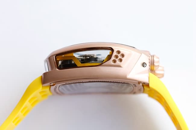 Bugatti Veyron top-tier watch men's black dial mechanical yellow rubber strap men's watch side view