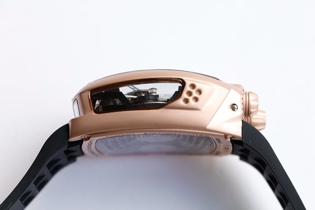 top-tier Bugatti Veyron high-quality watch men's black dial black rubber strap mechanical Czech Leopard watch side view