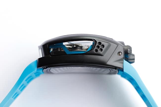 Top-tier Bugatti Veyron watch men's black dial blue rubber strap mechanical watch side view