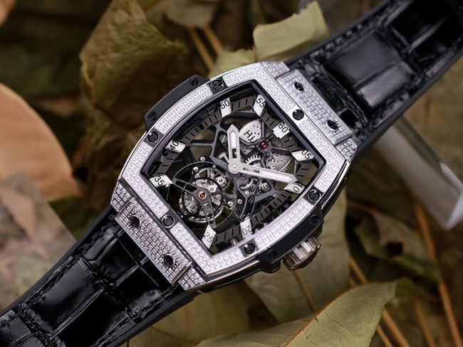 Hublot top-tierhigh-quality watch men's black dial black belt tourbillon MASTERPIECE series mechanical watch front view