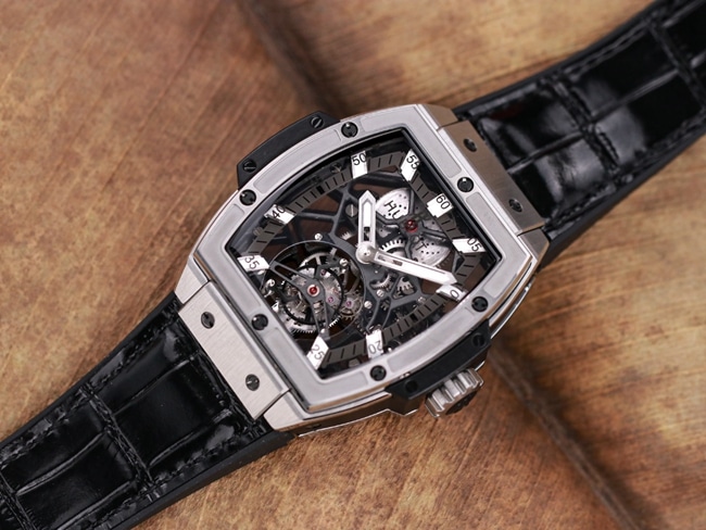 Hublot high-quality watch men's black dial black belt manual winding tourbillonMASTERPIECE series mechanical leather strap watch front view