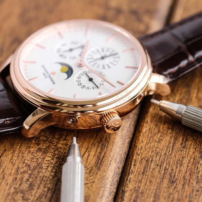TW factory top-tier replicaVacheron Constantin super a watch men's black dial black belt heritage series perpetual calendar multifunctional mechanical leather strap watch detail shots