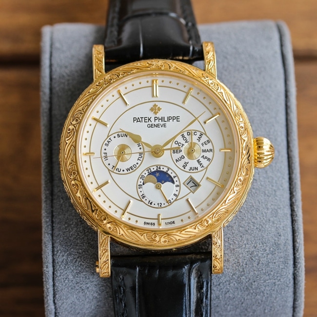 top-tier replicaPatek Philippehigh-quality watch men's black dial black belt pure hand-engraved 42mm mechanical leather strap watch front view
