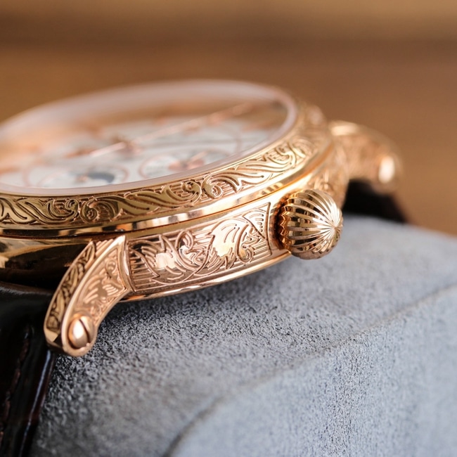 top-tier replicaPatek Philippesuper watch men's white dial brown belt new 42mm mechanical leather strap pure hand carved watch detail shots