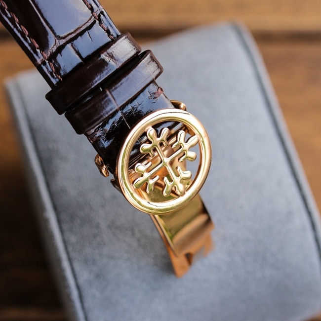 top-tier replicaPatek Philippesuper watch men's white dial brown belt new 42mm mechanical leather strap pure hand carved watch clasp picture