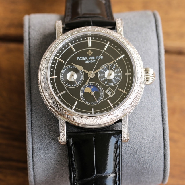 Patek Philippetop-tier watch men's white dial black strap hand-engraved mechanical leather strap 42mm watch front view