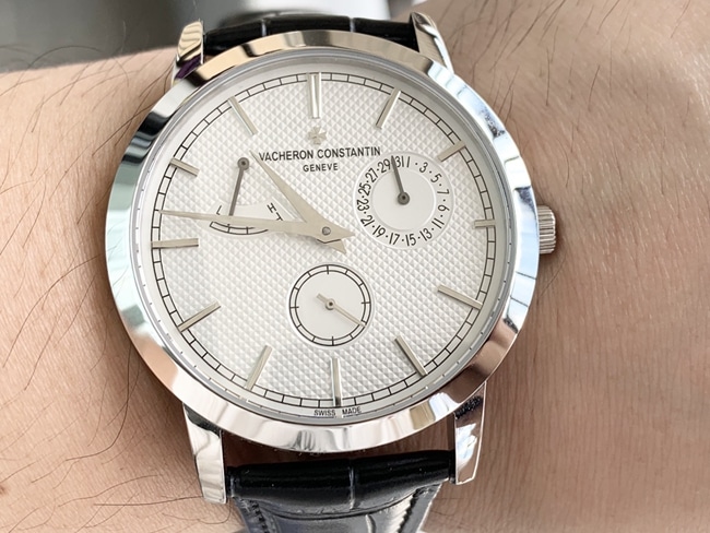 TWS factory Vacheron Constantintop-tier watch men's white dial black belt inheritance series round mechanical leather strap watch front view