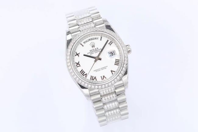 EW Factorytop-tier replicaRolexhigh-quality watch men's white dialsteel braceletDatejust series automatic movement watch front view