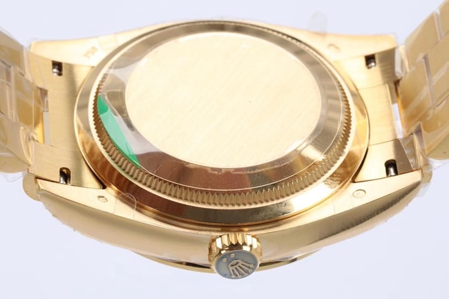 EW Factorytop-tier replicaRolexhigh-quality watch men's green dial gold steel braceletday displayDatejustautomatic movement watch back cover picture