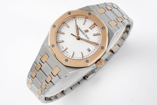 8F factory top-tier replicaAudemars Piguetsuper watch women's white dialsteel bracelet34mm Royal Oakautomatic movement watch front view