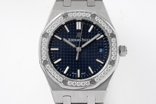 8F factory Audemars Piguettop-tier watch women's blue dialsteel braceletautomatic movement34mm Royal Oak series new watch front view